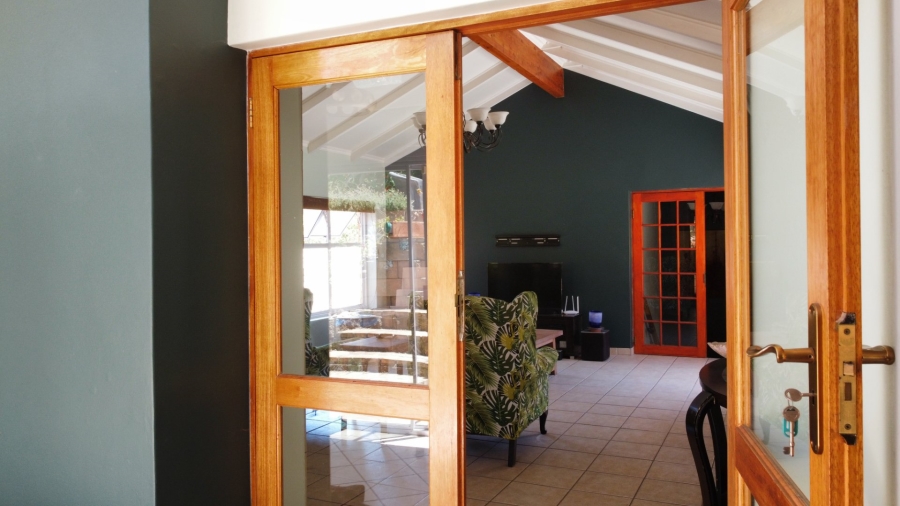 4 Bedroom Property for Sale in Hersham Western Cape